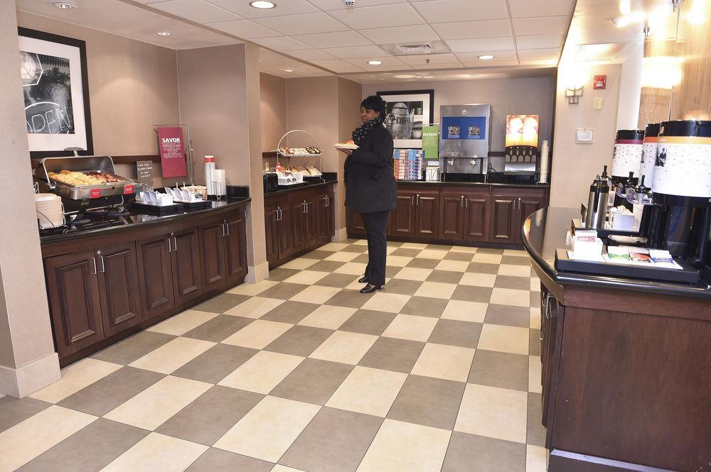 Hampton Inn & Suites Alexandria Luaran gambar