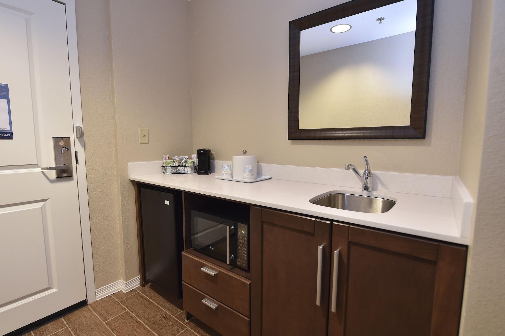 Hampton Inn & Suites Alexandria Luaran gambar