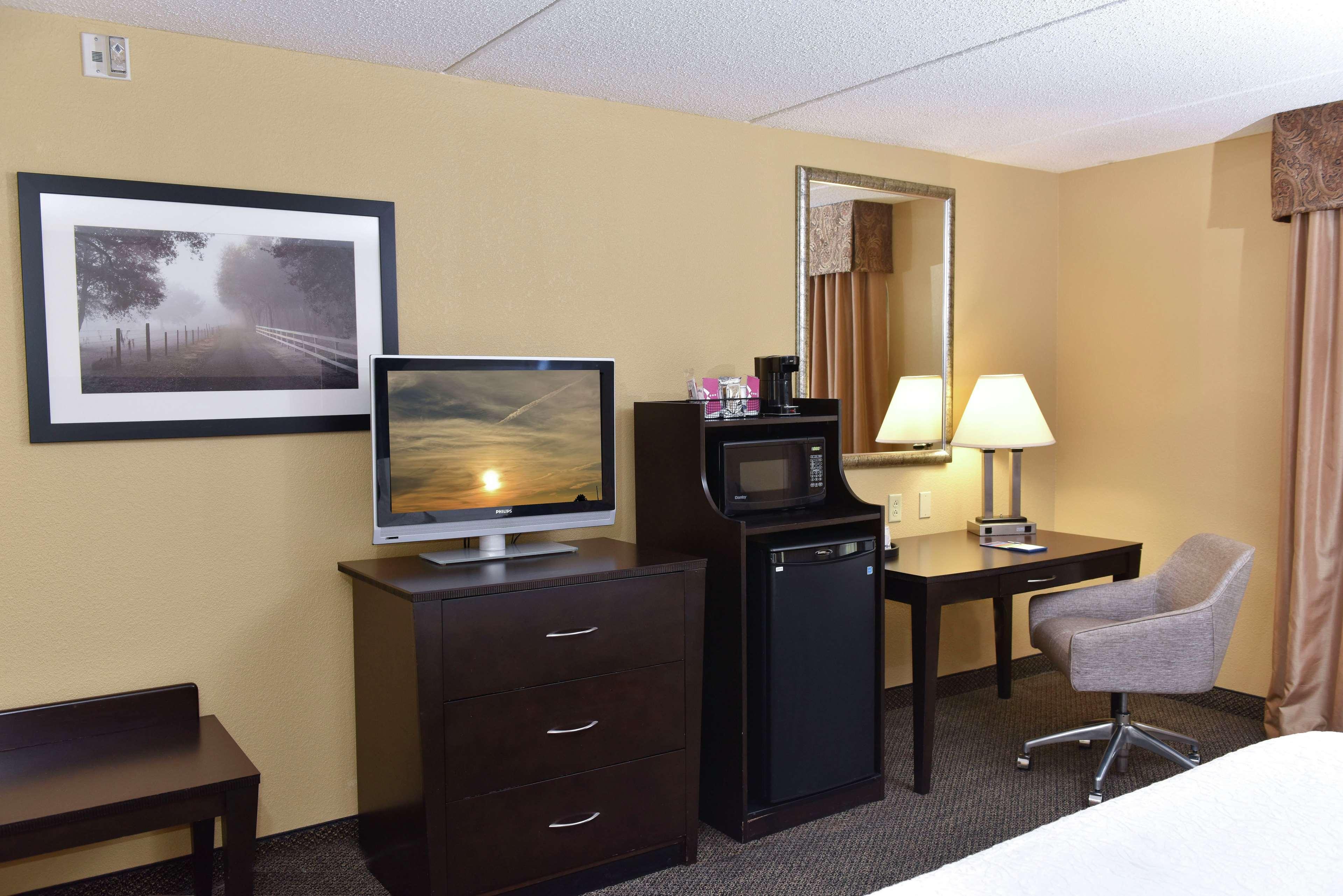 Hampton Inn & Suites Alexandria Luaran gambar