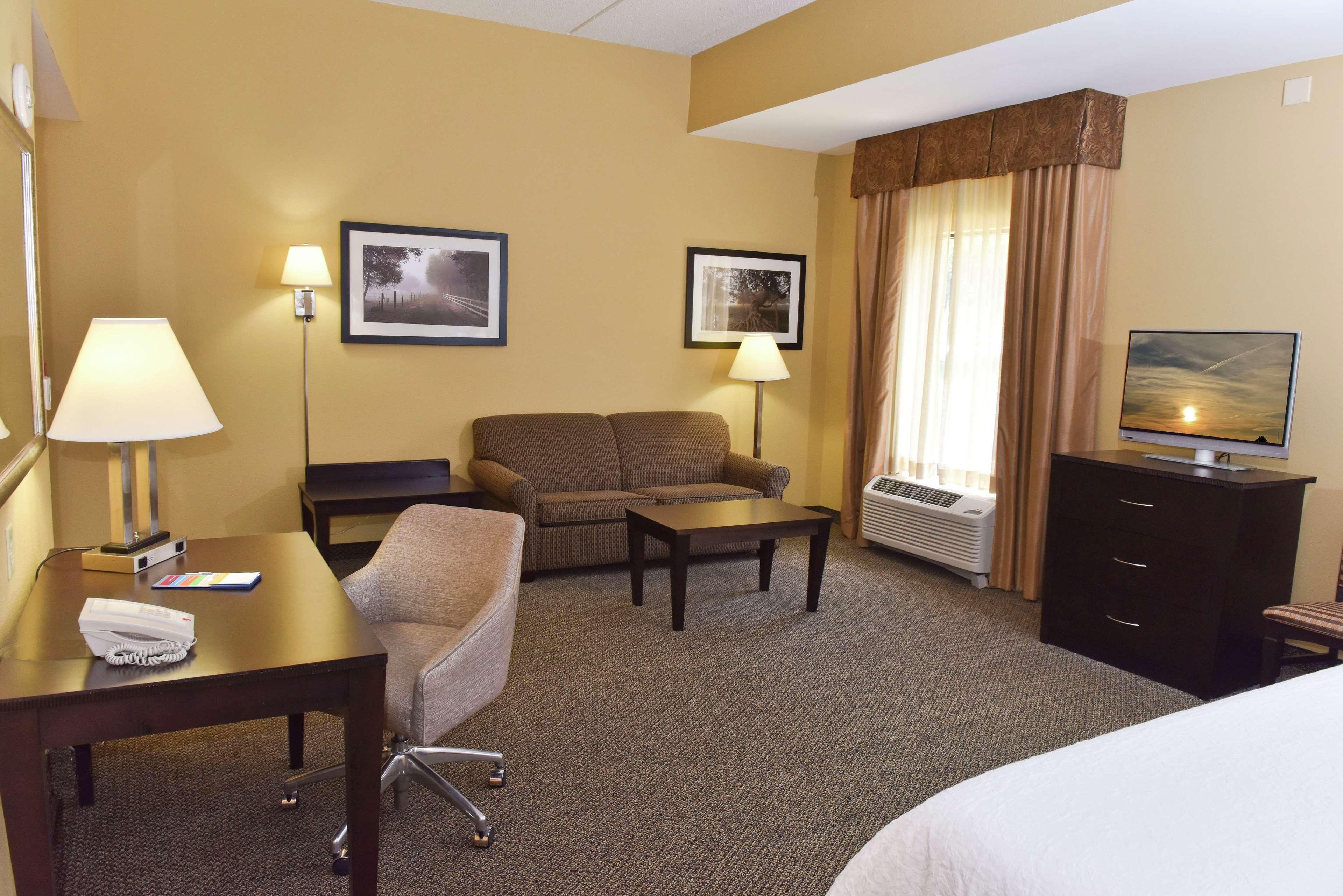 Hampton Inn & Suites Alexandria Luaran gambar