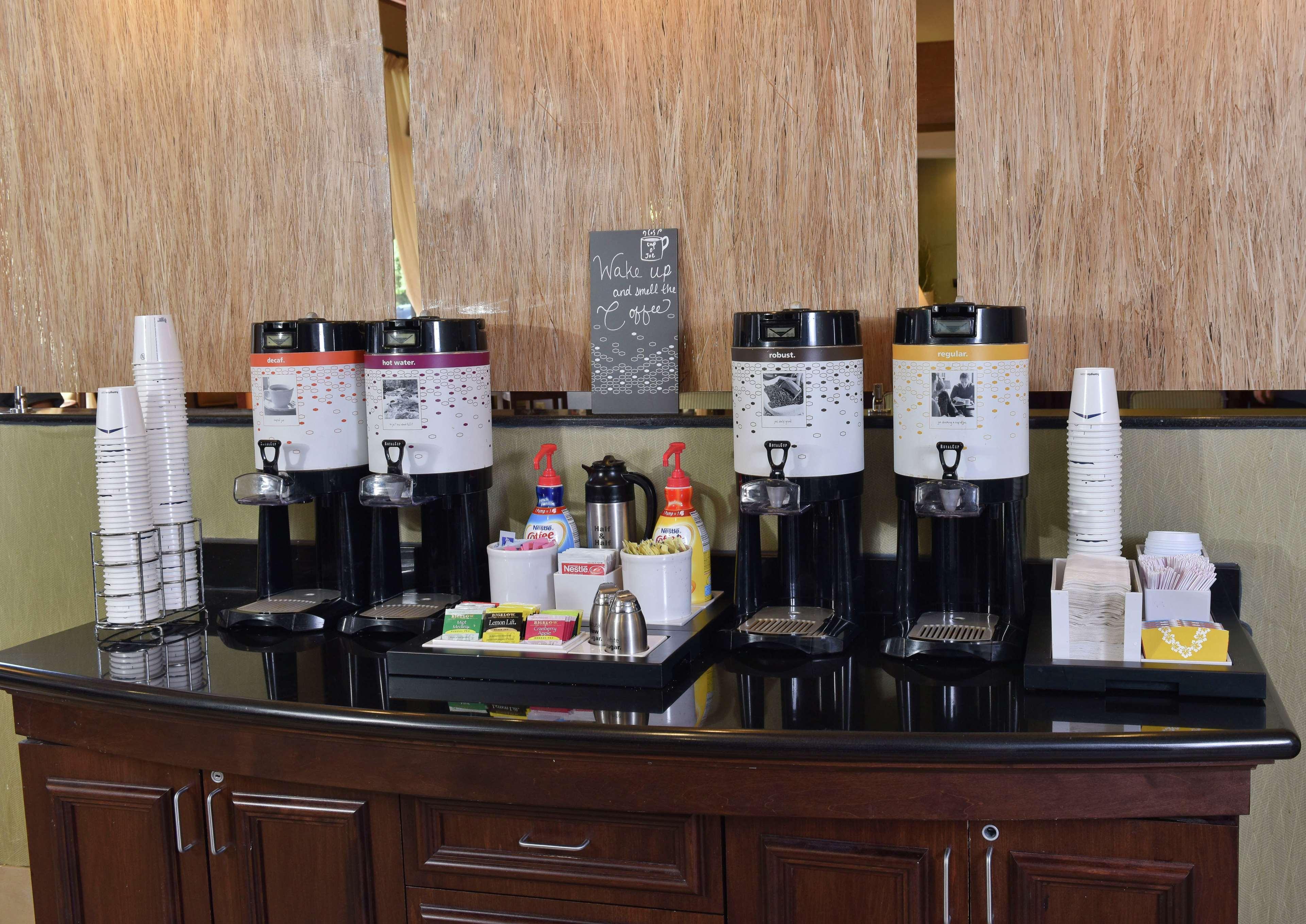 Hampton Inn & Suites Alexandria Luaran gambar