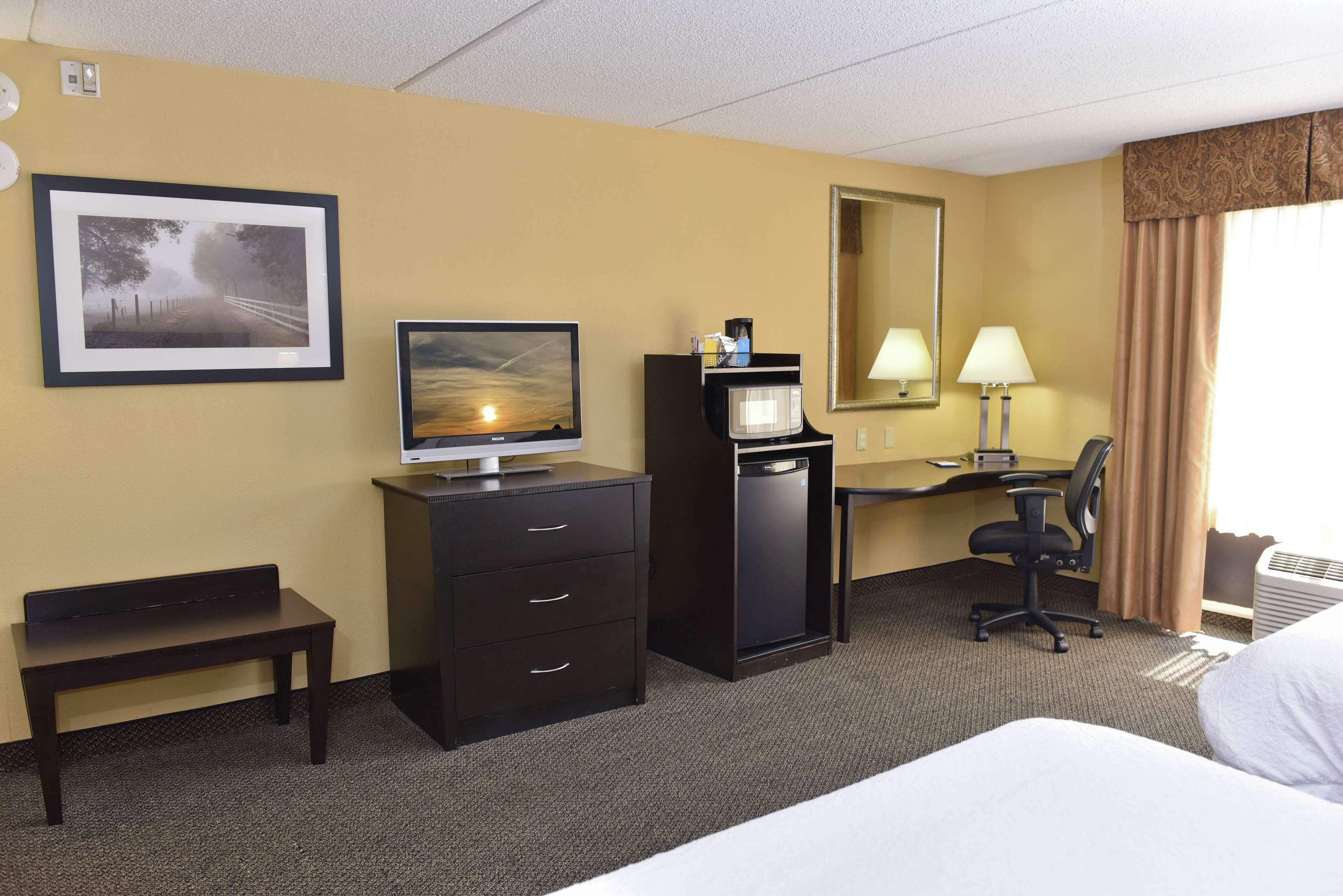 Hampton Inn & Suites Alexandria Luaran gambar
