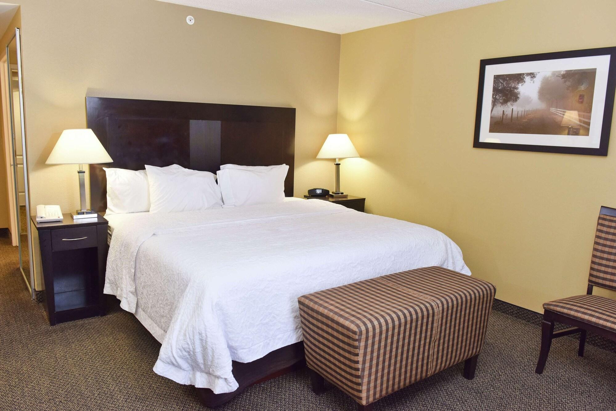 Hampton Inn & Suites Alexandria Luaran gambar