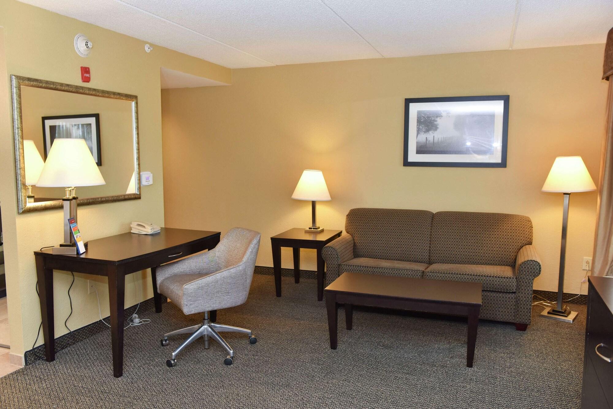 Hampton Inn & Suites Alexandria Luaran gambar