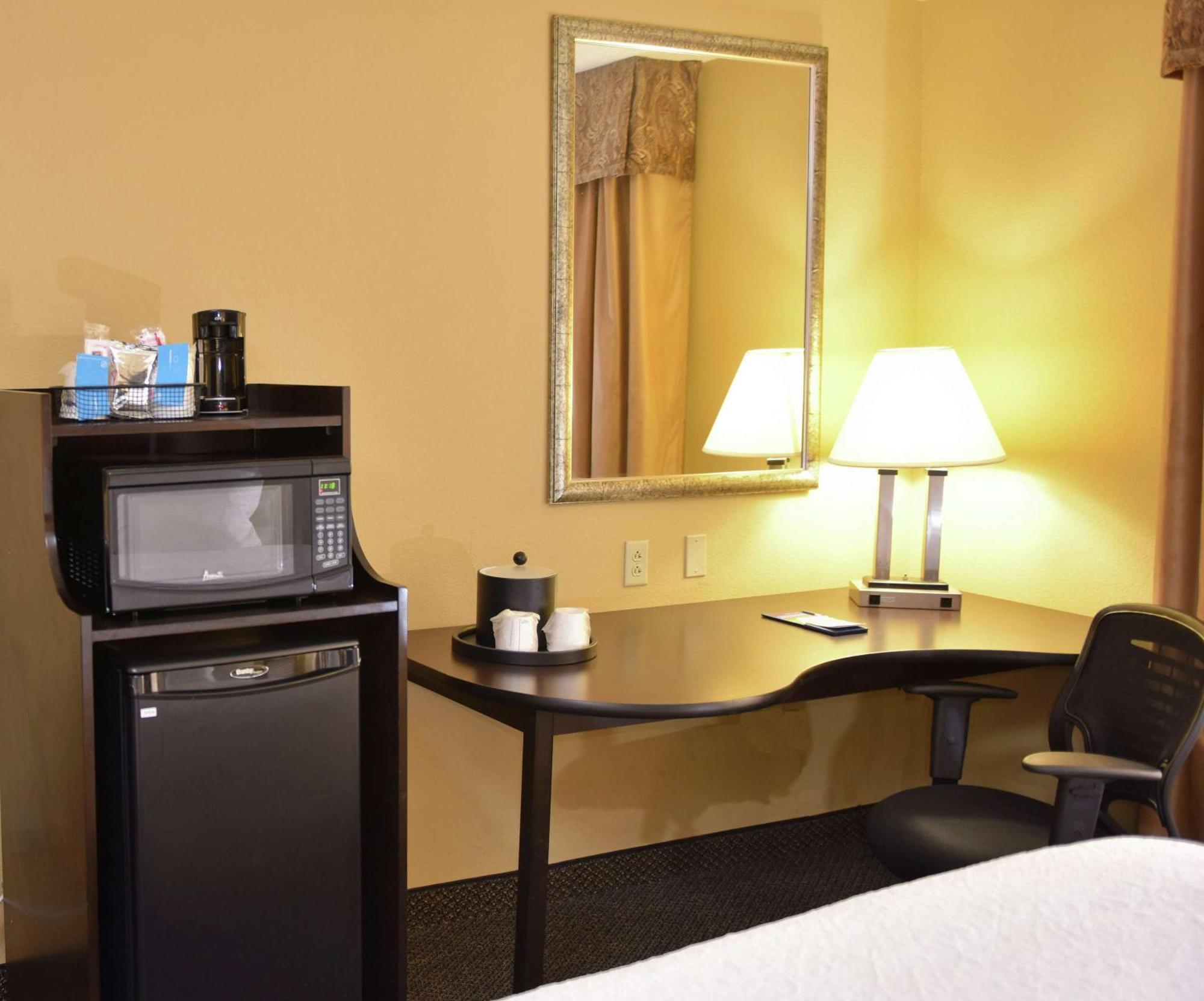 Hampton Inn & Suites Alexandria Luaran gambar