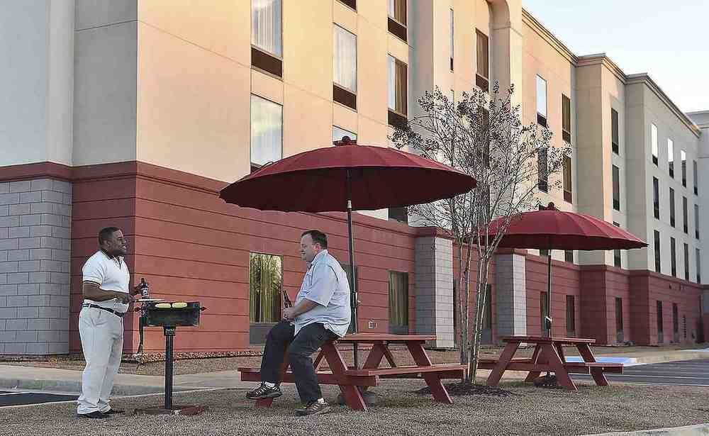 Hampton Inn & Suites Alexandria Luaran gambar